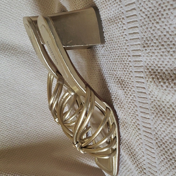 Michael Kors. Gold Heeled Sandals - Picture 2 of 8